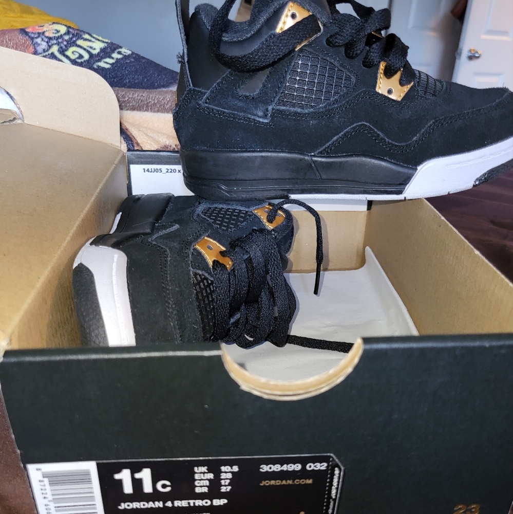 Jordan's retro size 11c